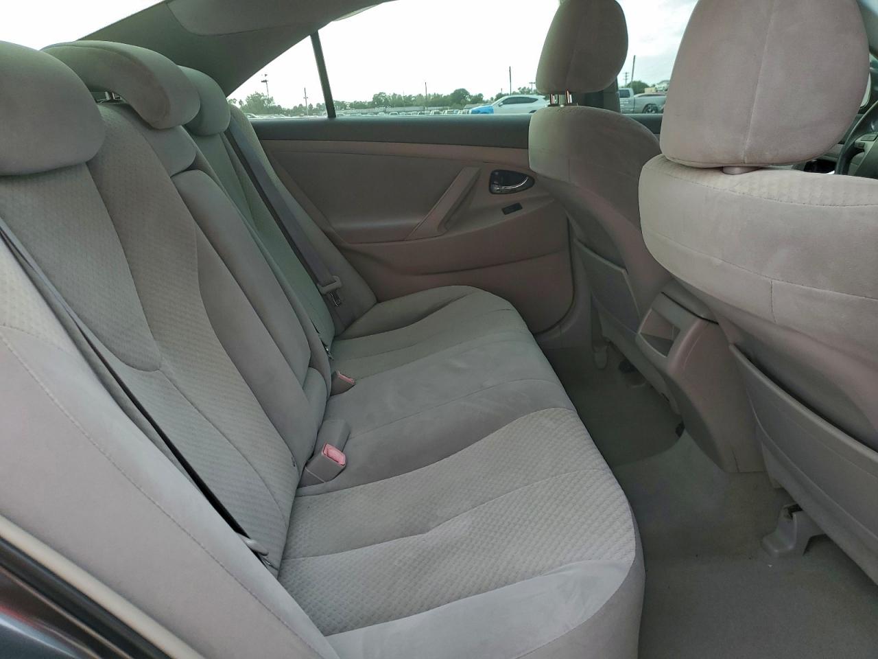 2009 TOYOTA CAMRY BASE photo 28