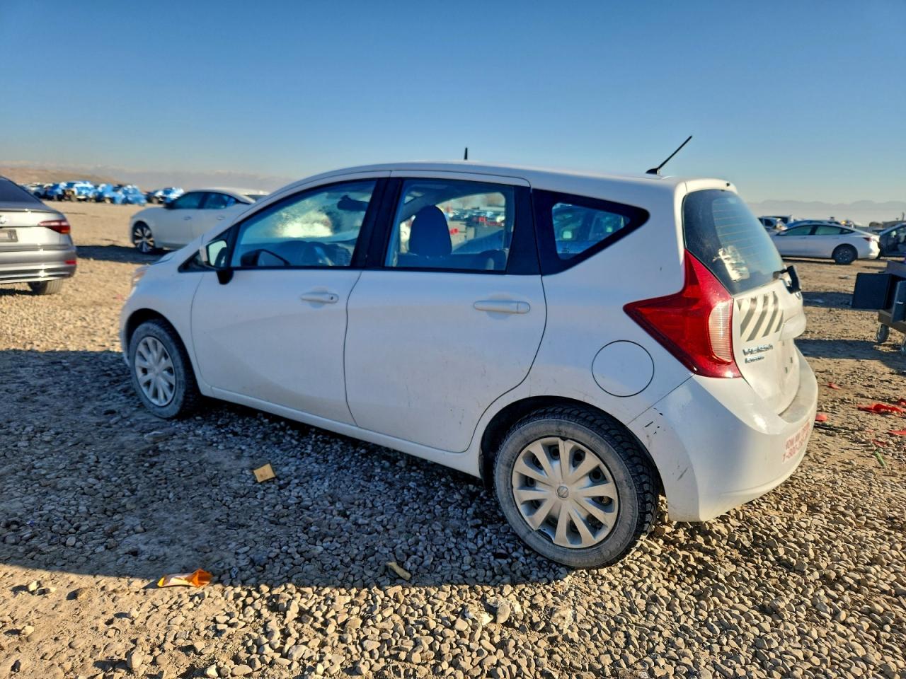 2016 NISSAN VERSA NOTE S photo 2