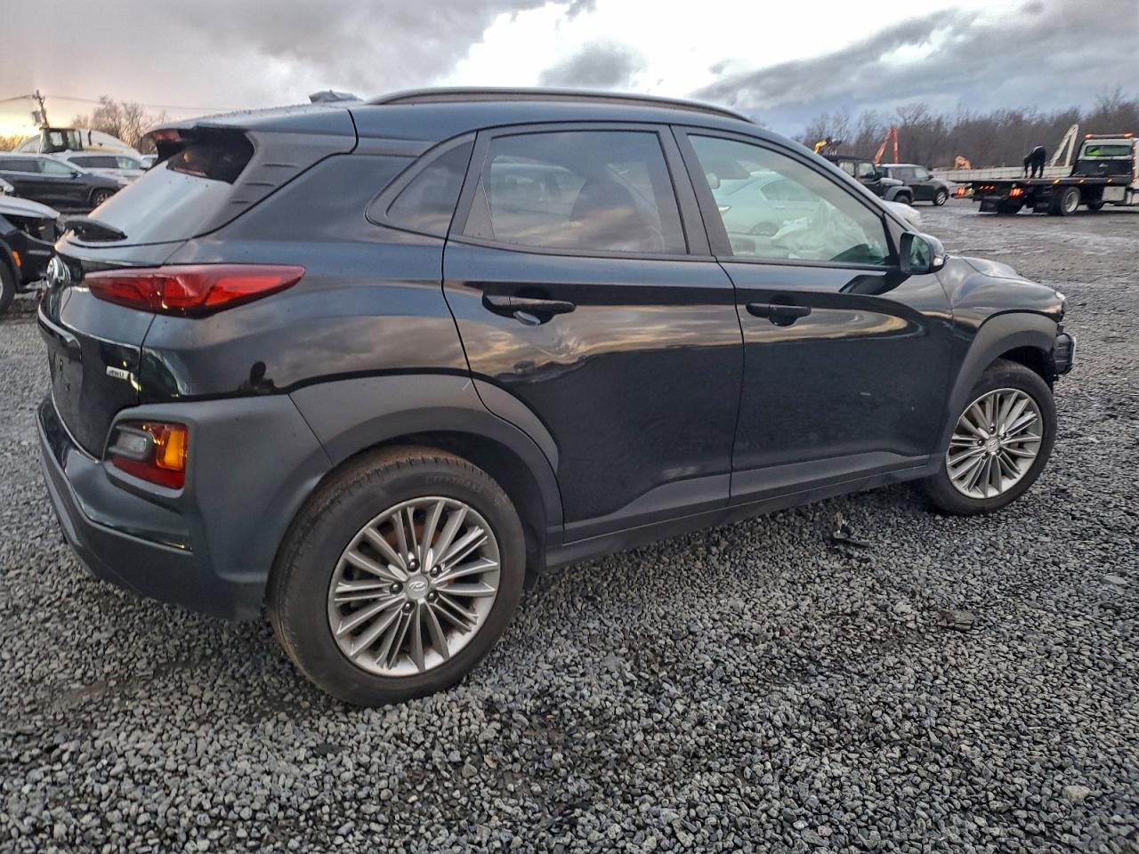 2020 HYUNDAI KONA SEL photo 3