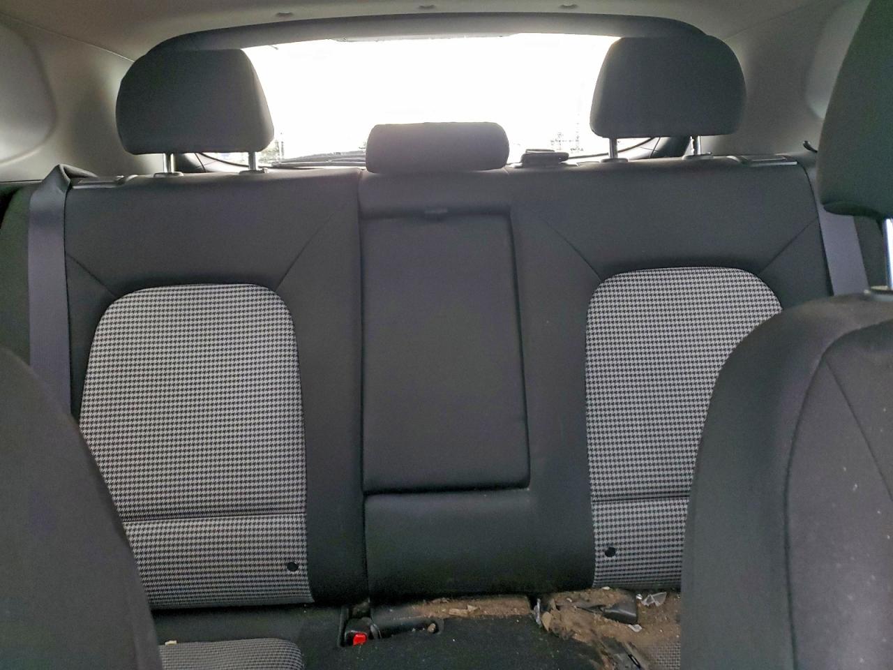 2020 HYUNDAI KONA SEL photo 10