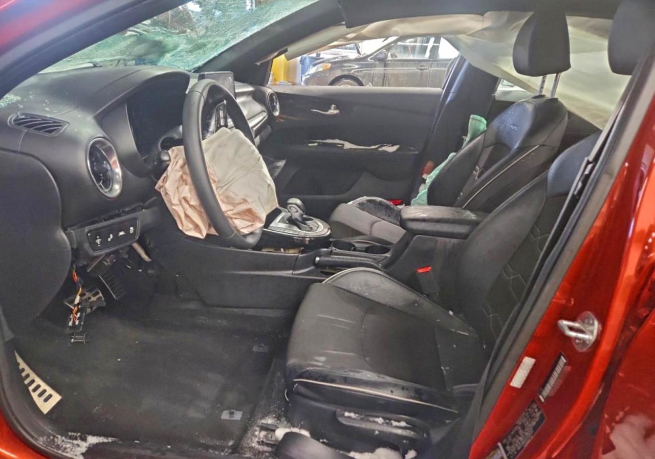2020 KIA FORTE GT LINE photo 13