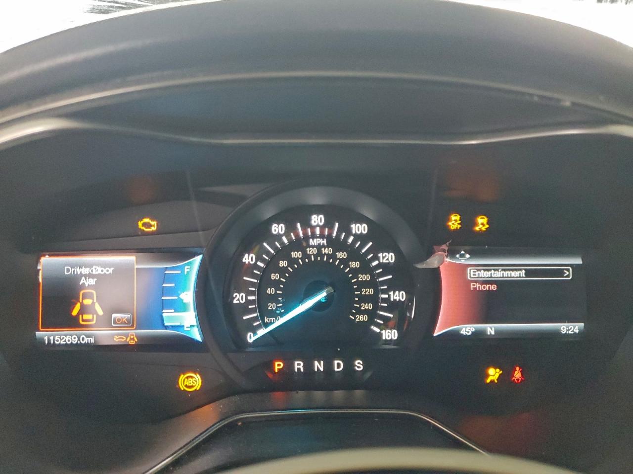 2017 FORD FUSION SE photo 9
