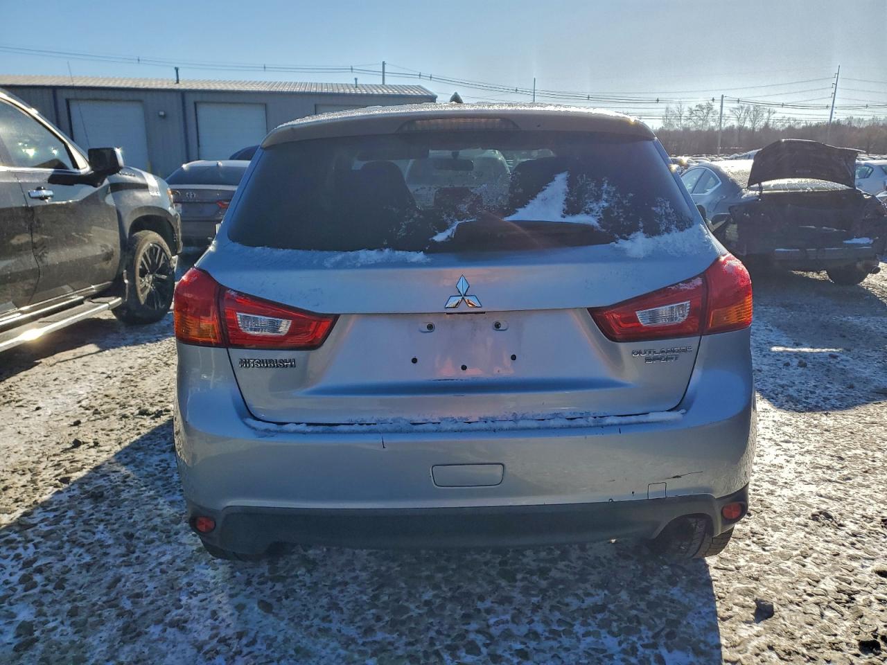 2016 MITSUBISHI OUTLANDER SPORT ES photo 11