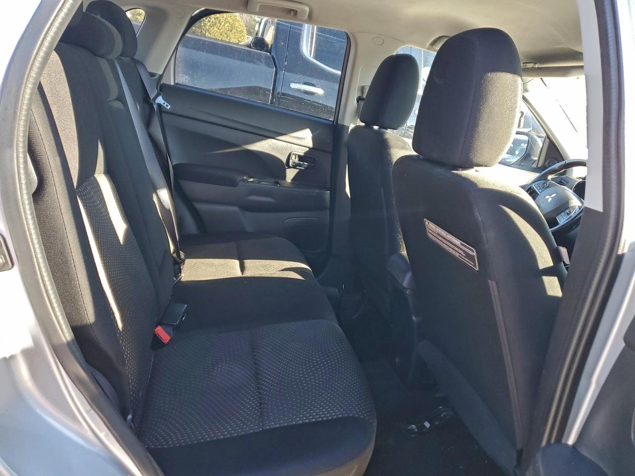 2016 MITSUBISHI OUTLANDER SPORT ES photo 21