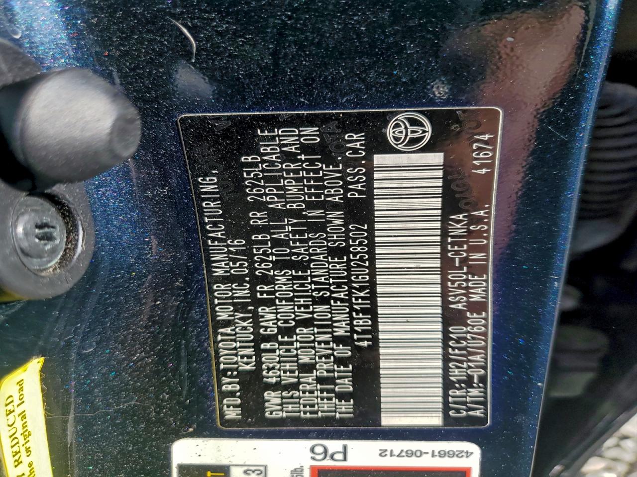 2016 TOYOTA CAMRY LE photo 23