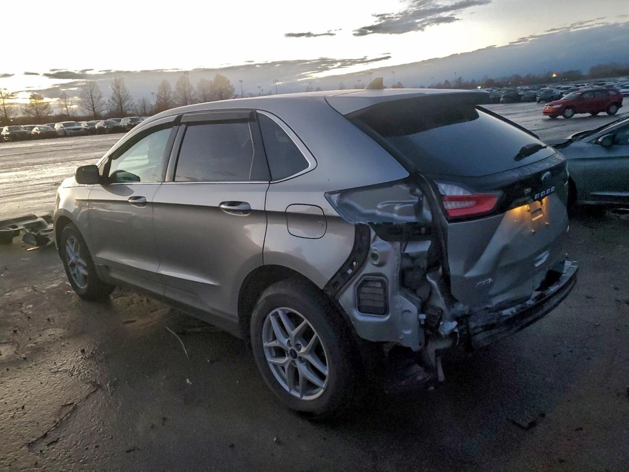 2021 FORD EDGE SEL photo 2