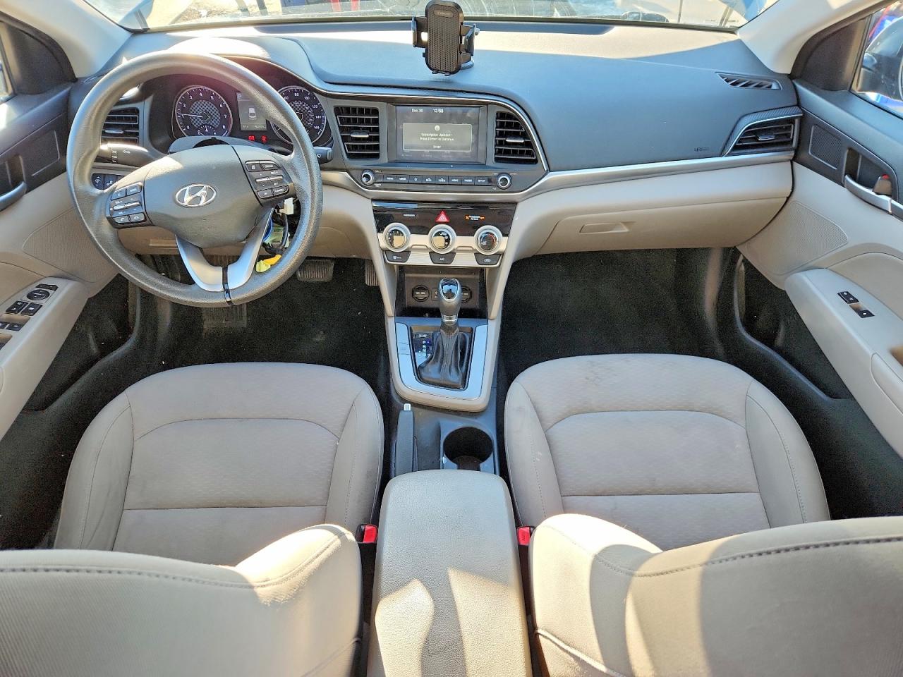 2019 HYUNDAI ELANTRA SEL photo 8