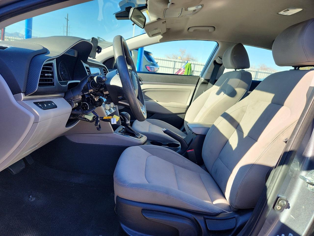 2019 HYUNDAI ELANTRA SEL photo 7
