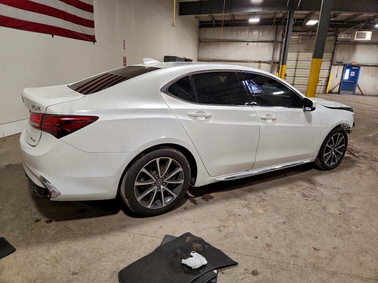 2018 ACURA TLX TECH photo 3