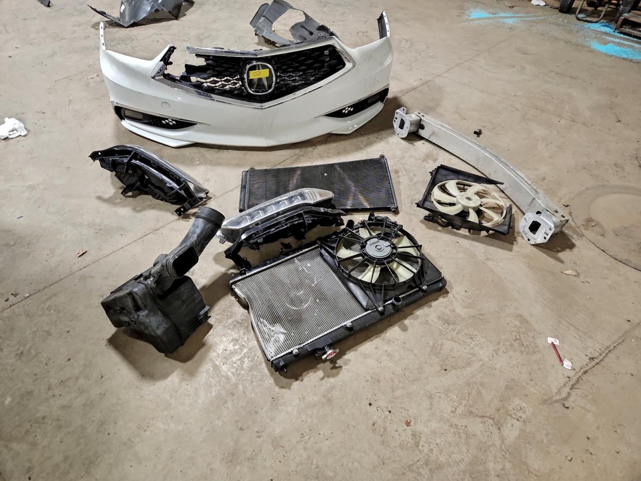 2018 ACURA TLX TECH photo 12