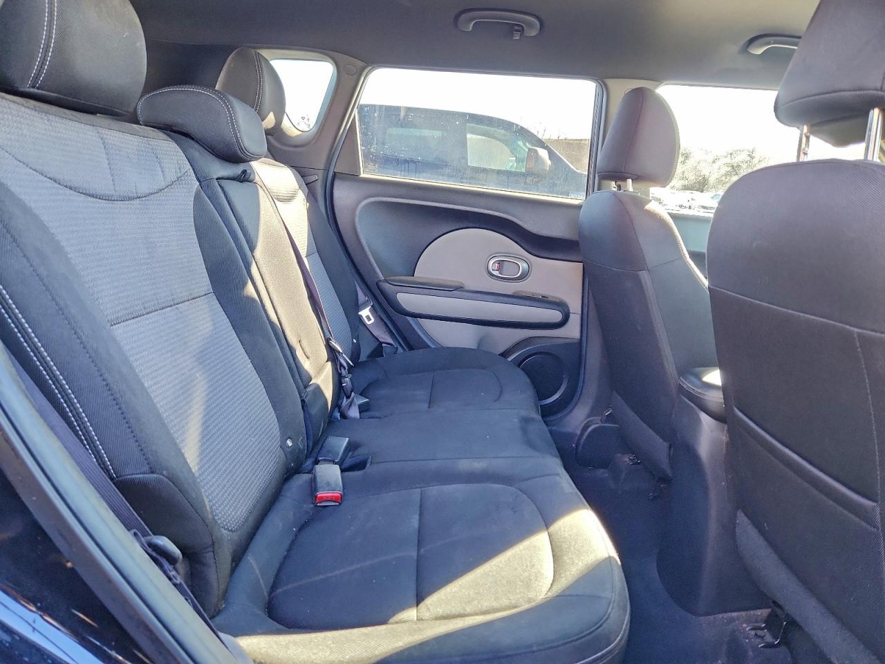 2017 KIA SOUL + photo 31