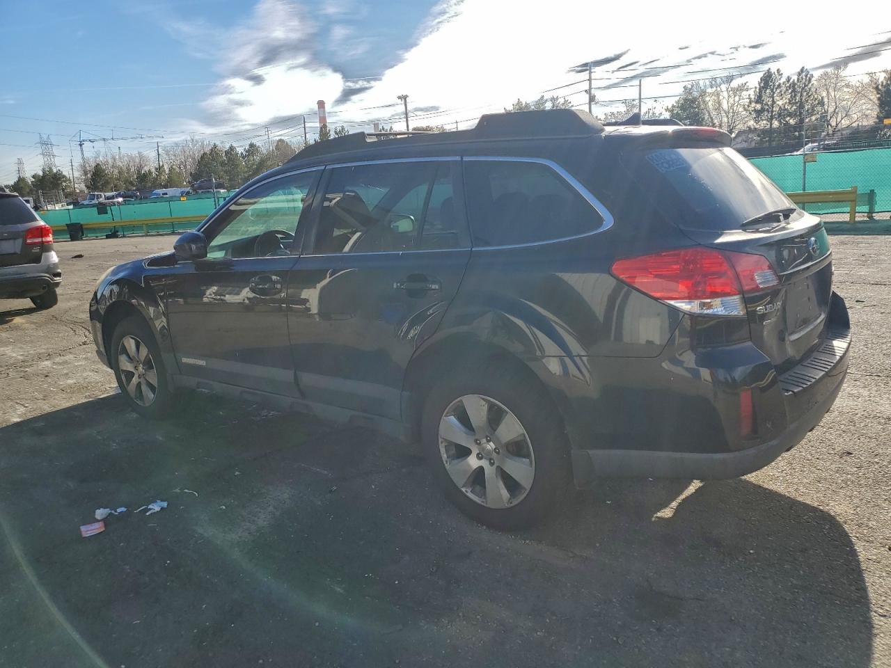 2011 SUBARU OUTBACK 2.5I PREMIUM photo 2