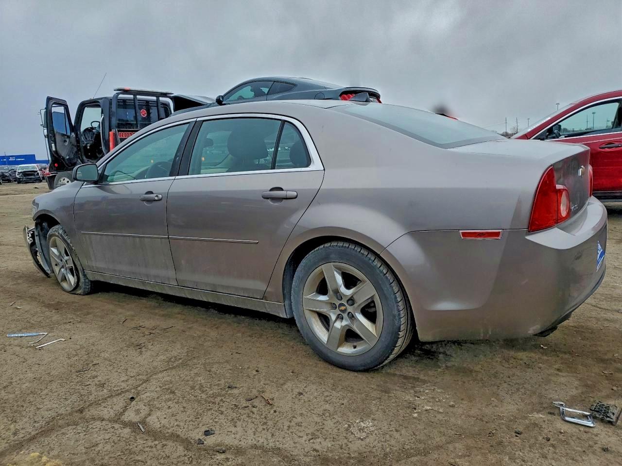 2012 CHEVROLET MALIBU LS photo 2
