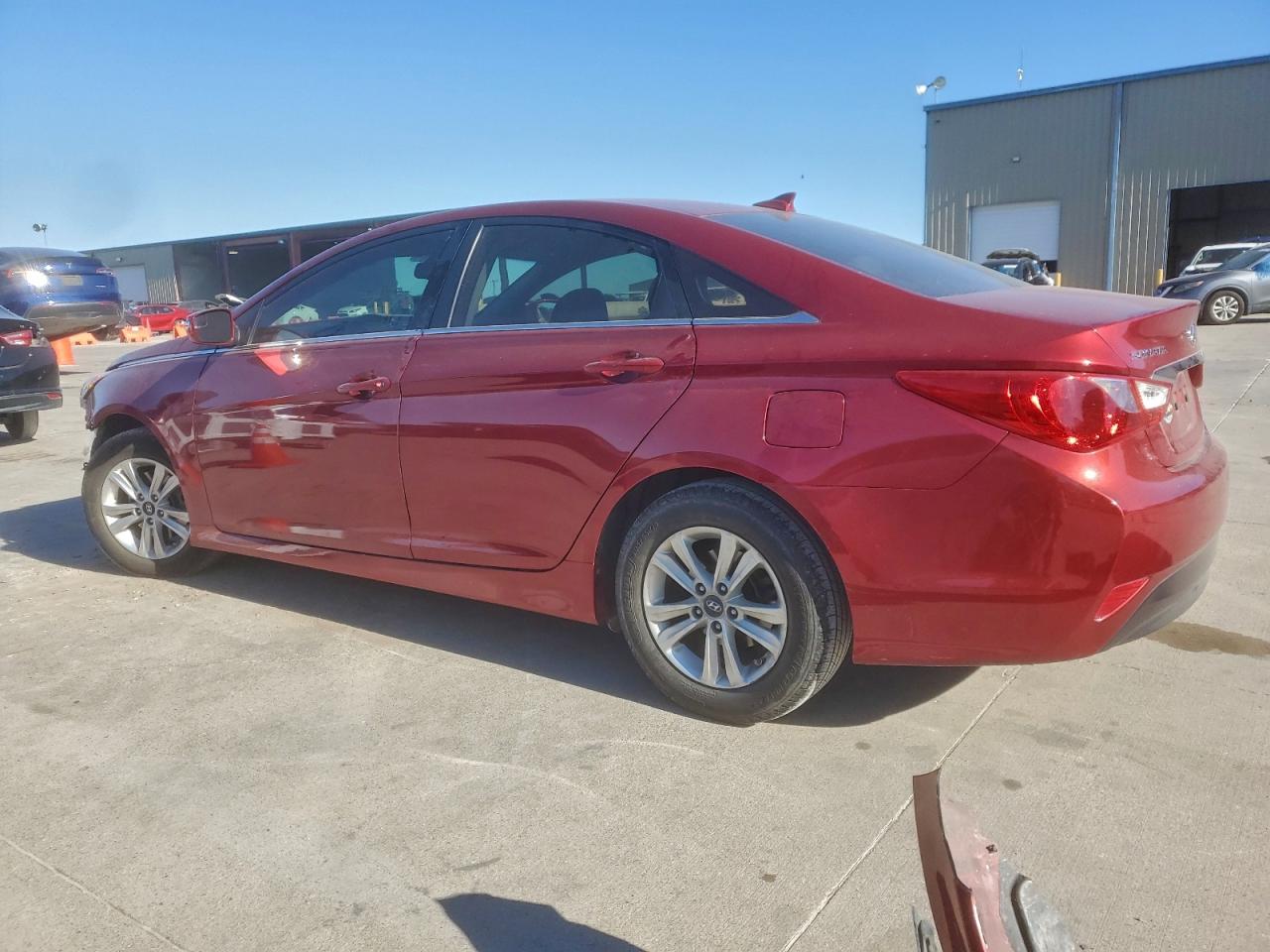 2014 HYUNDAI SONATA GLS photo 2