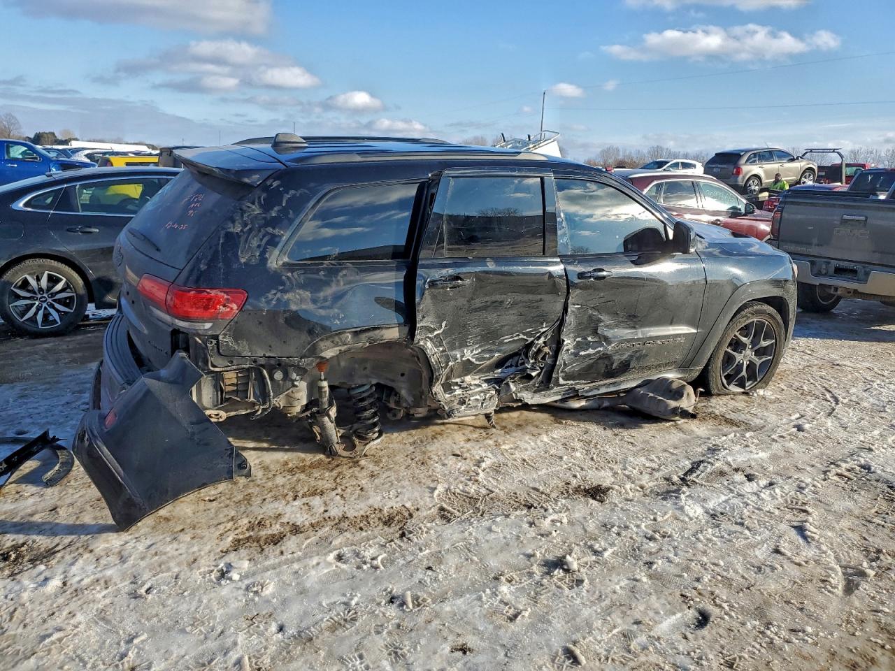 2019 JEEP GRAND CHEROKEE LIMITED photo 3