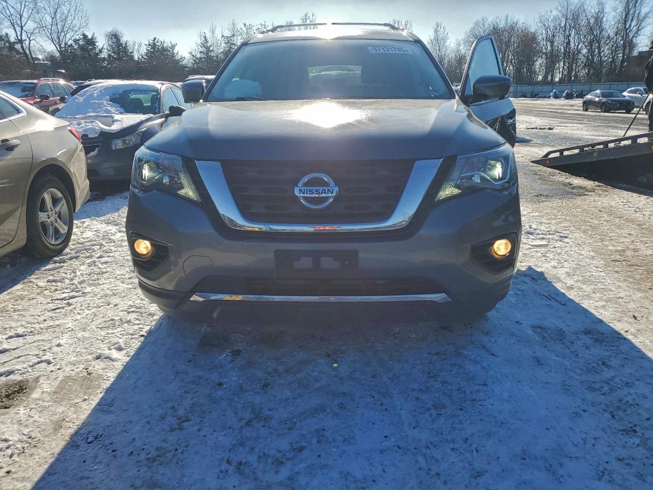 2017 NISSAN PATHFINDER S photo 5