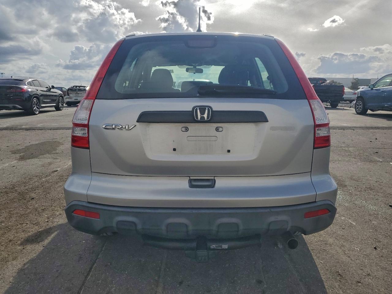2009 HONDA CR-V LX photo 6
