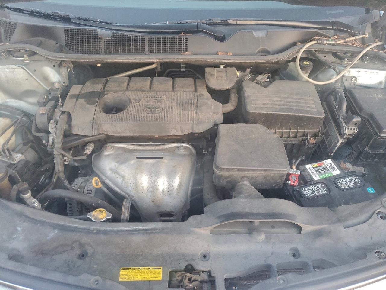 2010 TOYOTA VENZA photo 12