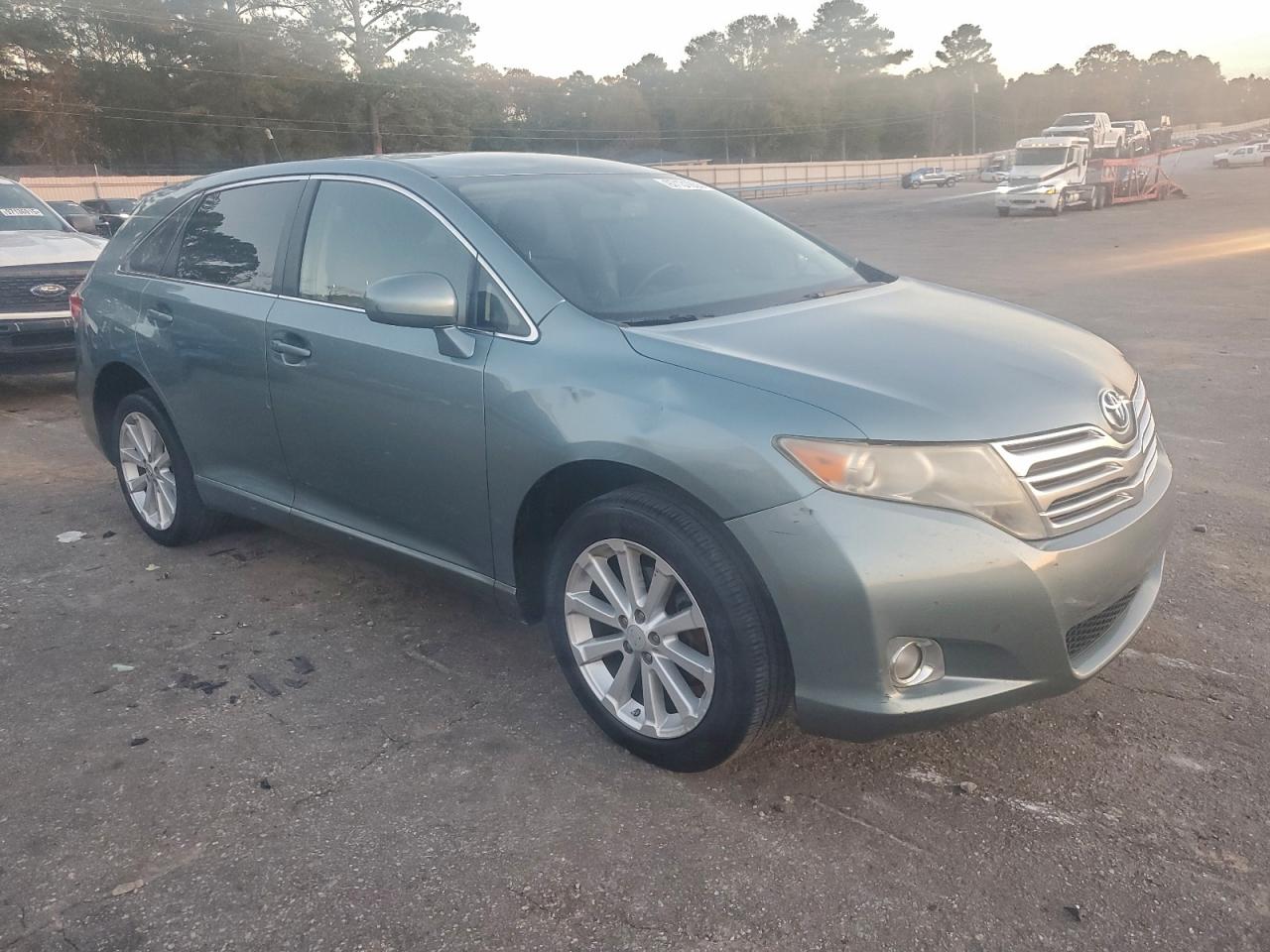 2010 TOYOTA VENZA photo 4