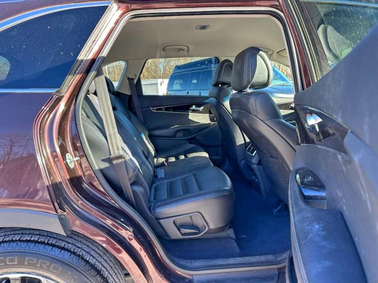 2016 KIA SORENTO EX photo 11
