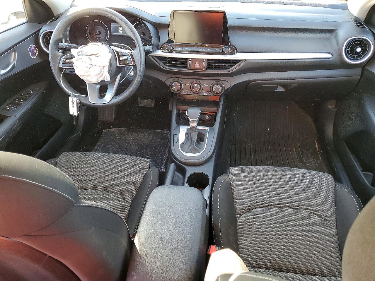 2024 KIA FORTE LX photo 22