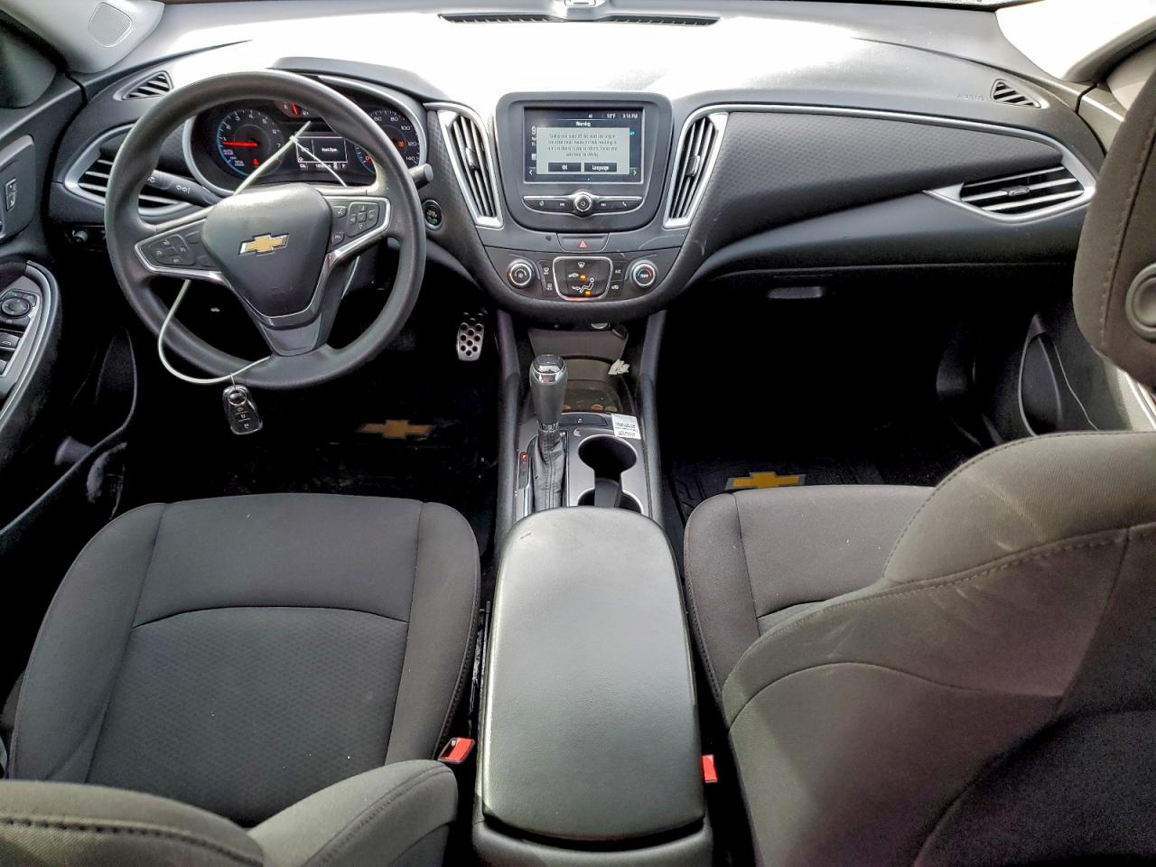 2017 CHEVROLET MALIBU LS photo 8