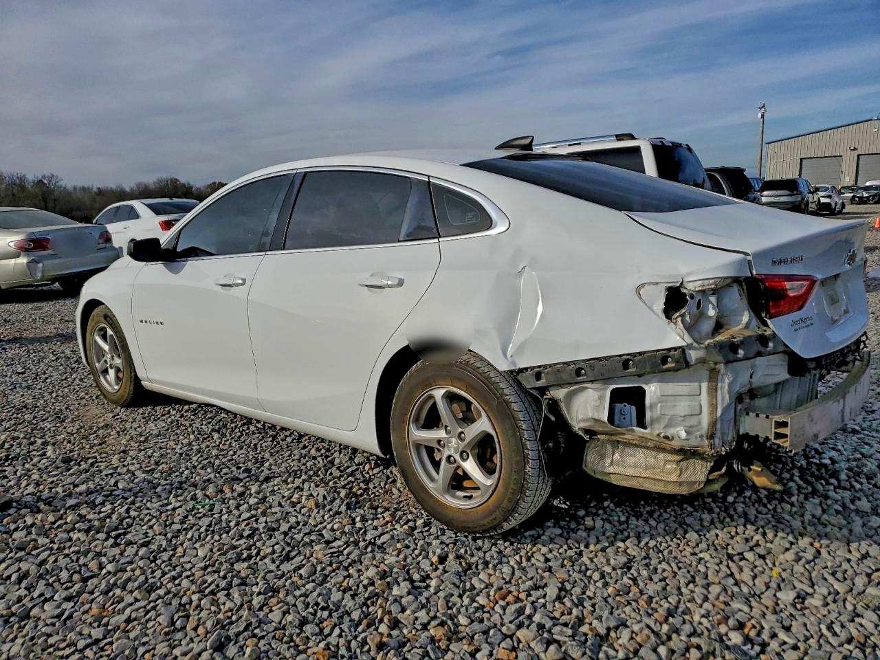 2017 CHEVROLET MALIBU LS photo 2