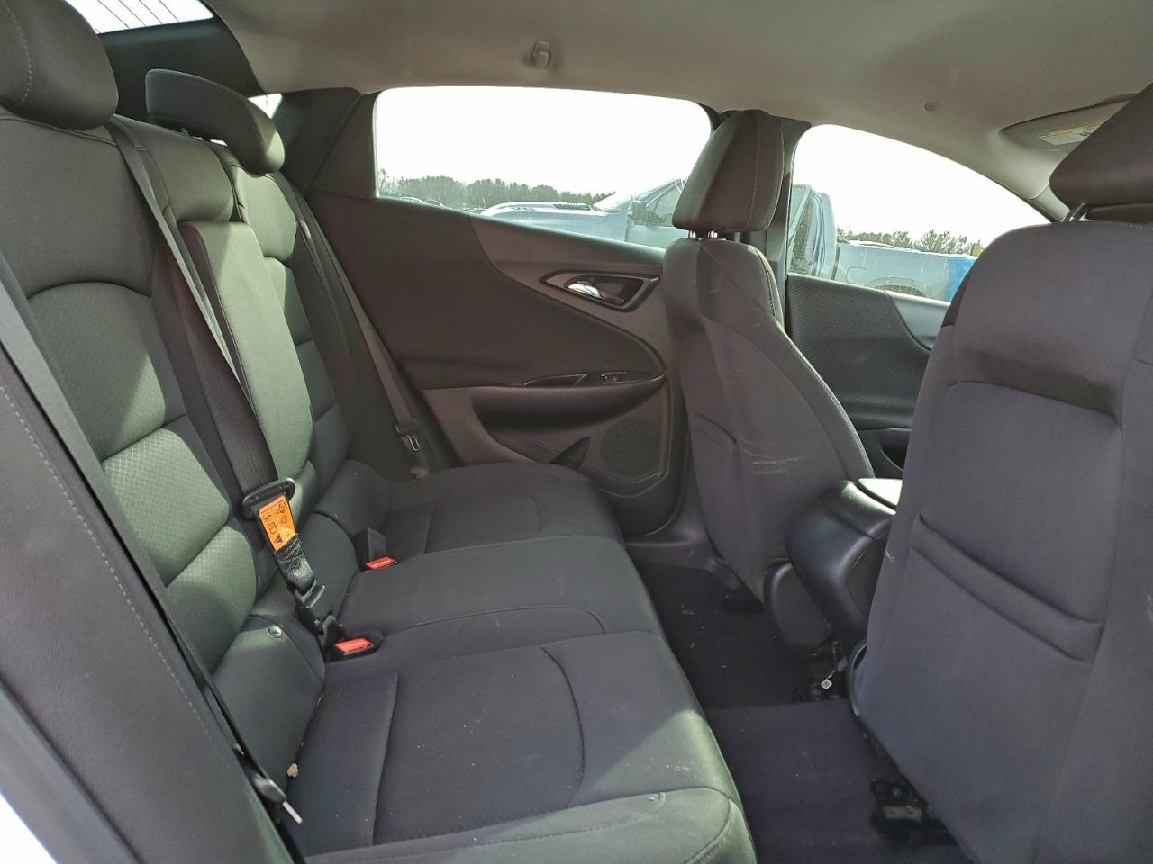2017 CHEVROLET MALIBU LS photo 10