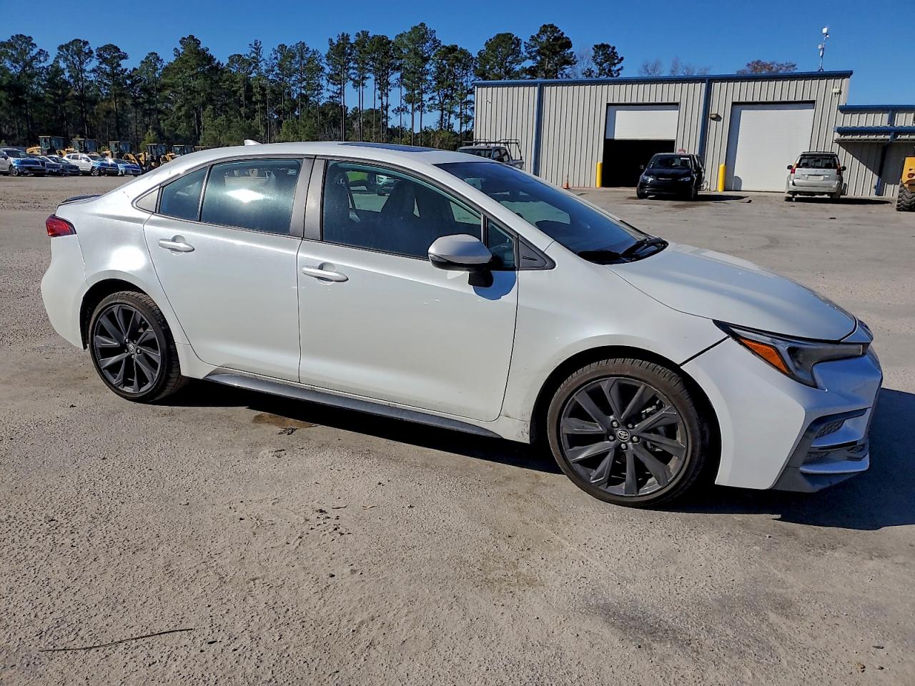 2024 TOYOTA COROLLA XSE photo 4