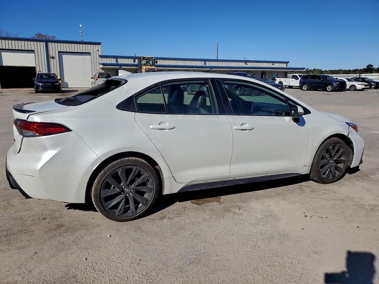 2024 TOYOTA COROLLA XSE photo 3