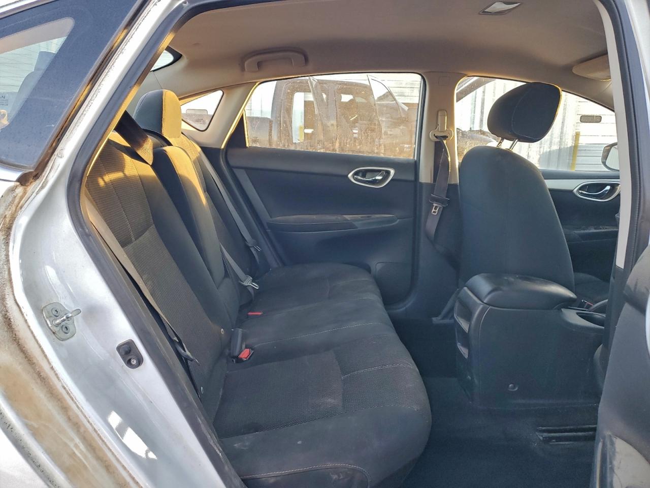 2015 NISSAN SENTRA S photo 10