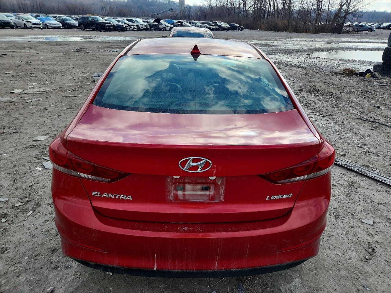 2017 HYUNDAI ELANTRA SE photo 6