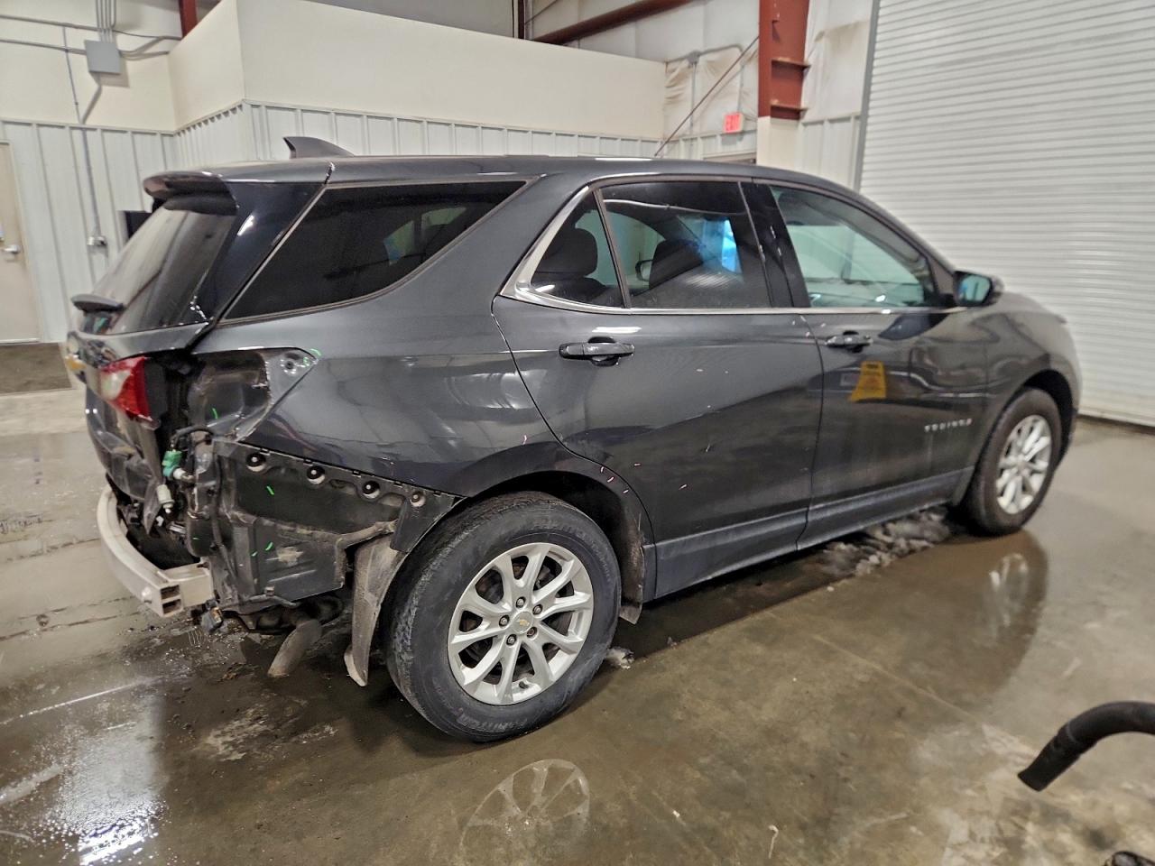 2018 CHEVROLET EQUINOX LT photo 3