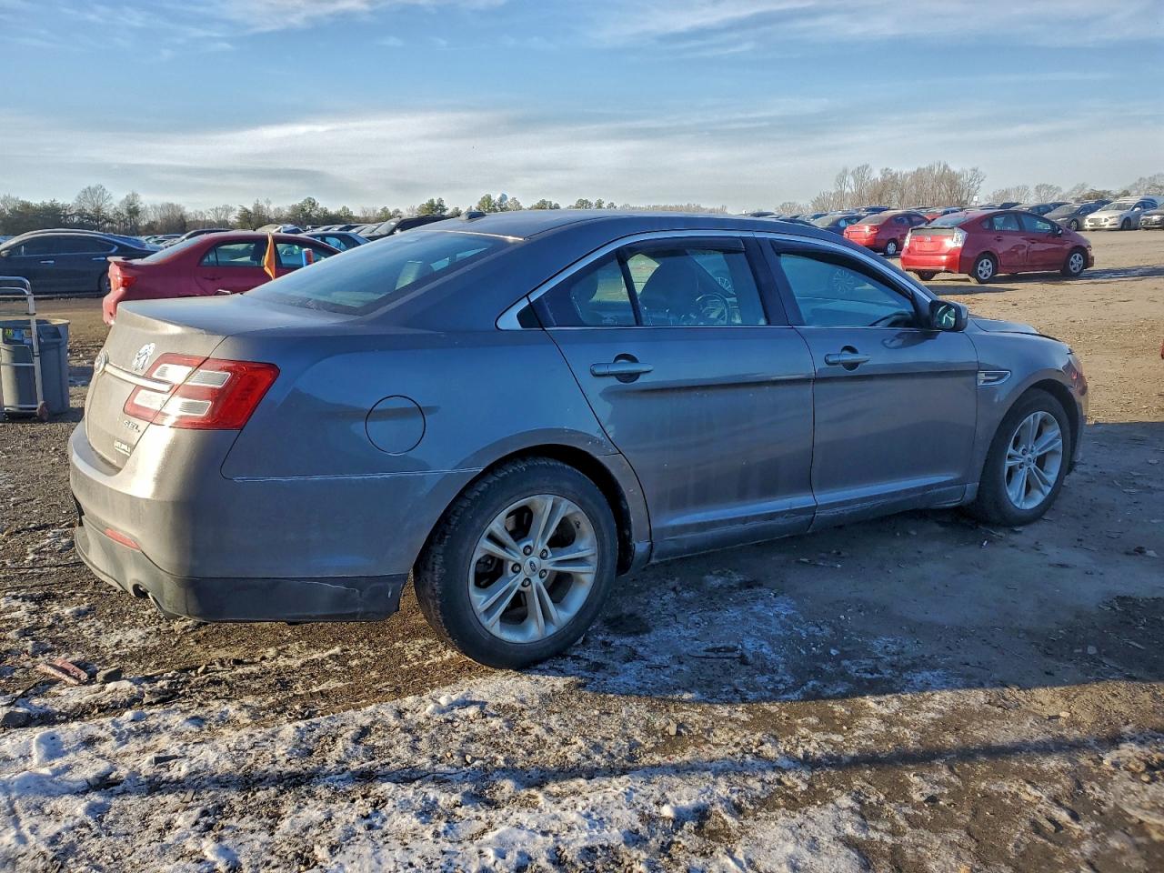 2014 FORD TAURUS SEL photo 3