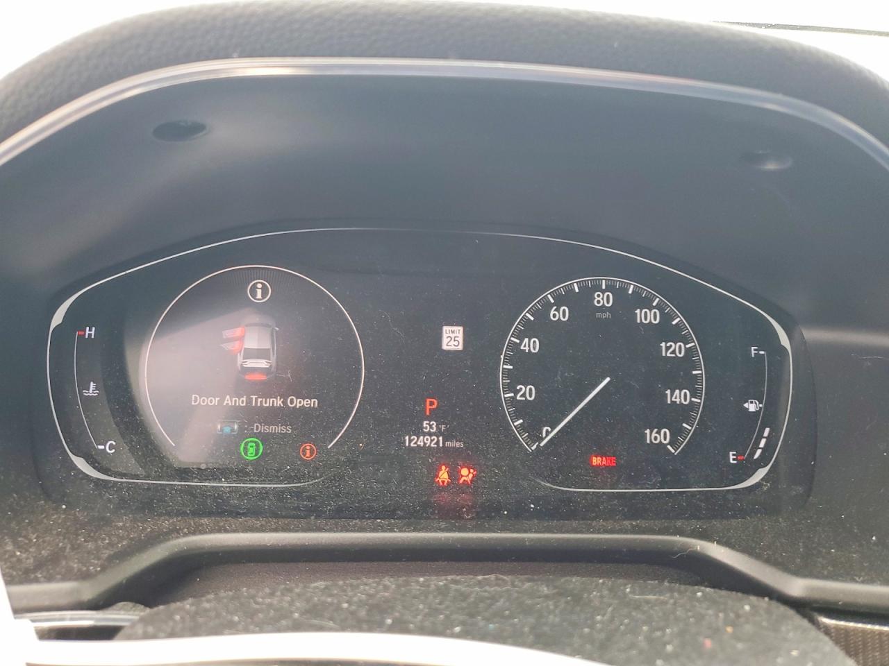 2018 HONDA ACCORD photo 9