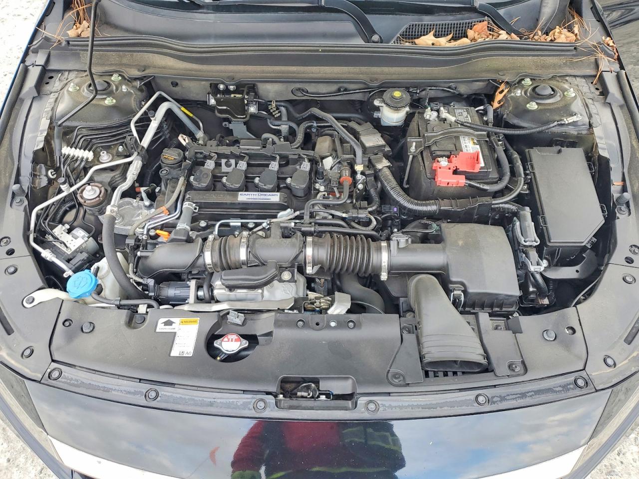 2018 HONDA ACCORD photo 11