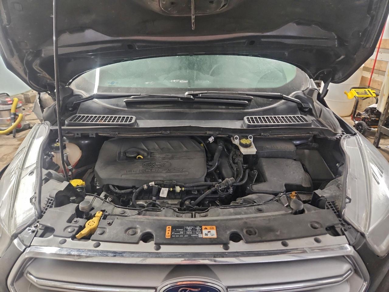 2018 FORD ESCAPE SE photo 12