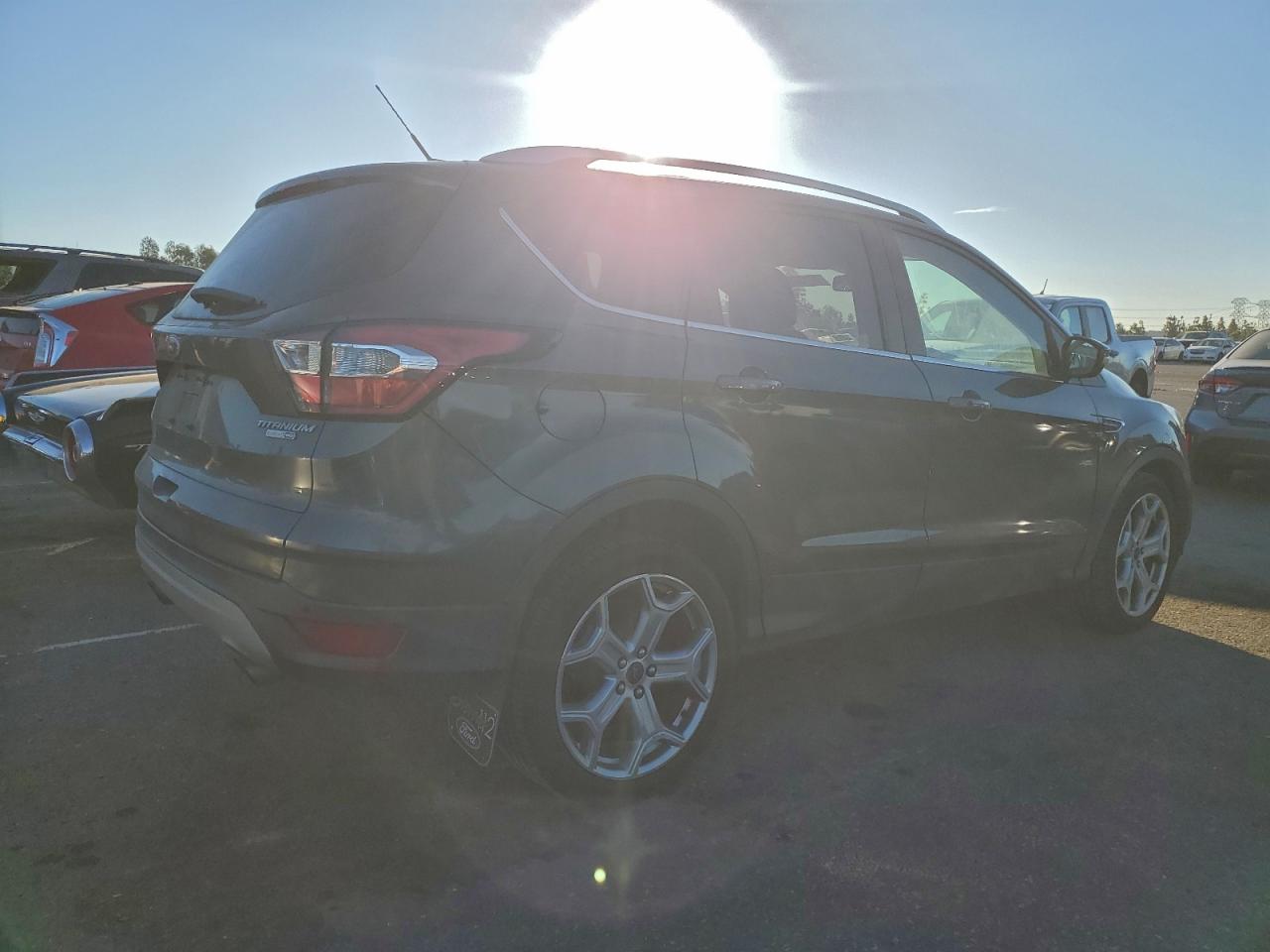2017 FORD ESCAPE TITANIUM photo 7
