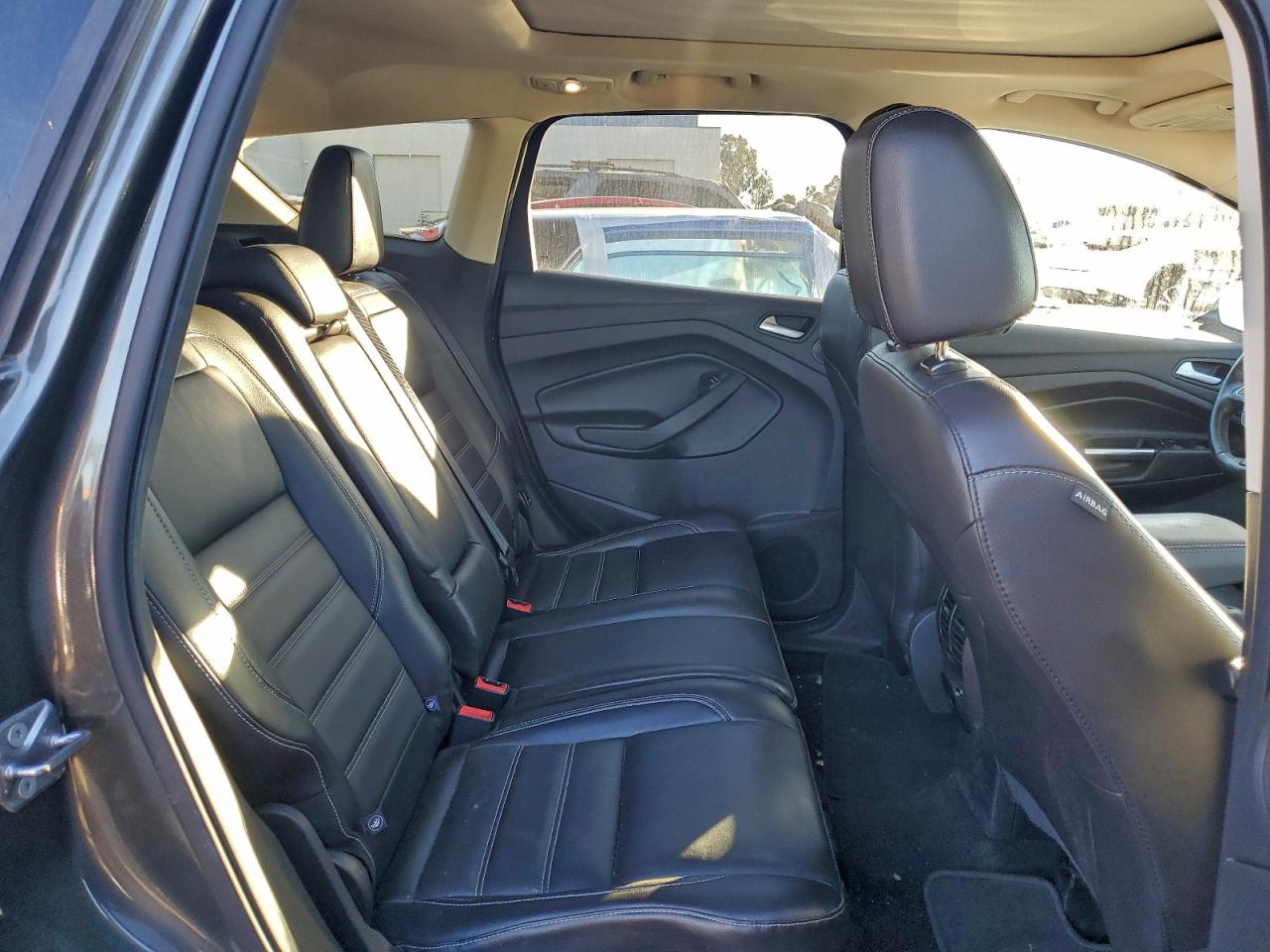 2017 FORD ESCAPE TITANIUM photo 28