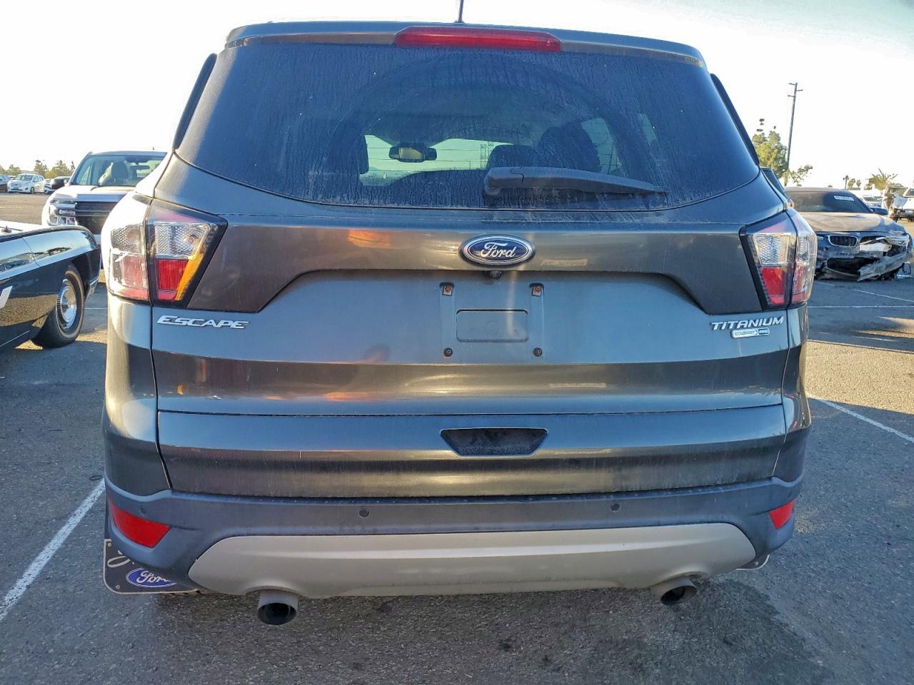 2017 FORD ESCAPE TITANIUM photo 16