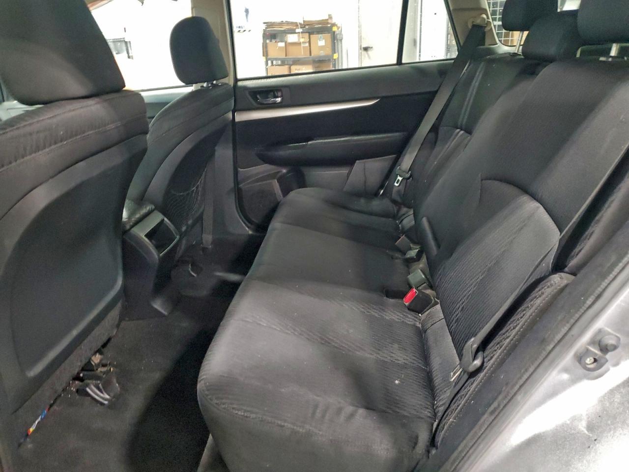 2010 SUBARU OUTBACK 2.5I PREMIUM photo 11