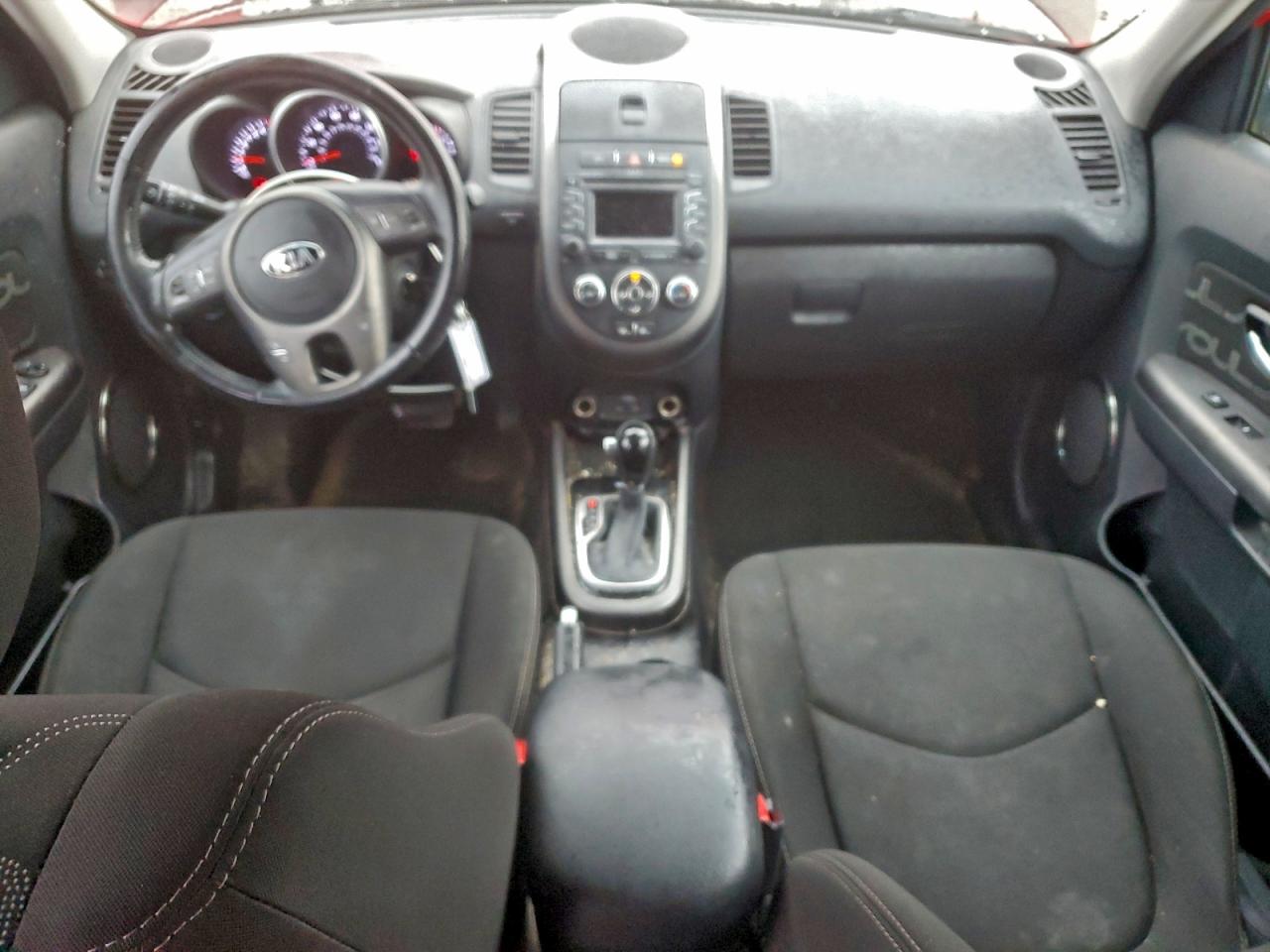 2013 KIA SOUL + photo 15