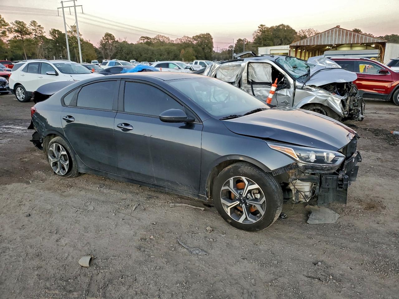 2021 KIA FORTE FE photo 4