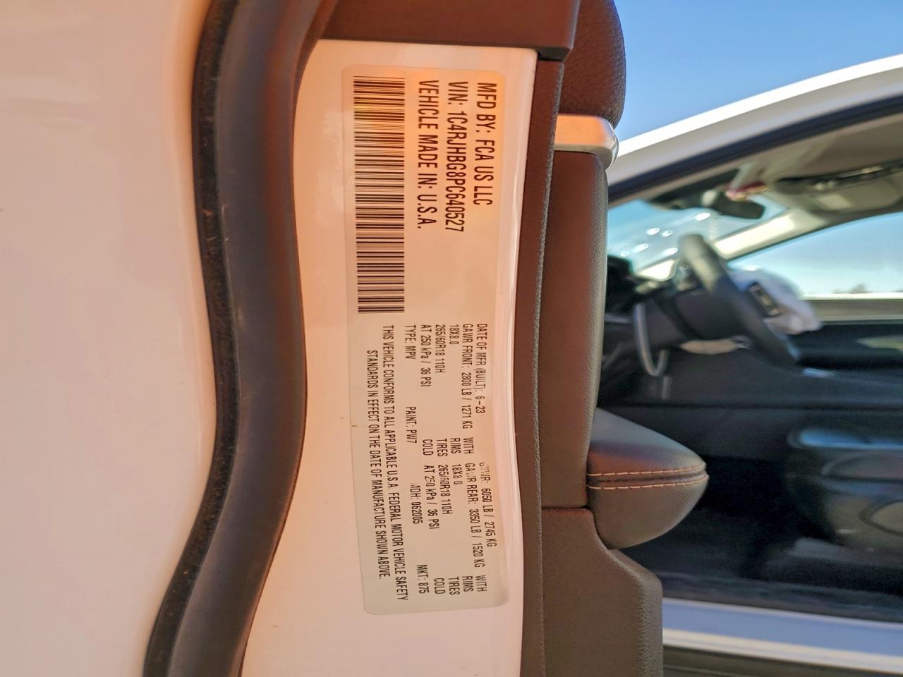 2023 JEEP GRAND CHEROKEE LIMITED photo 25