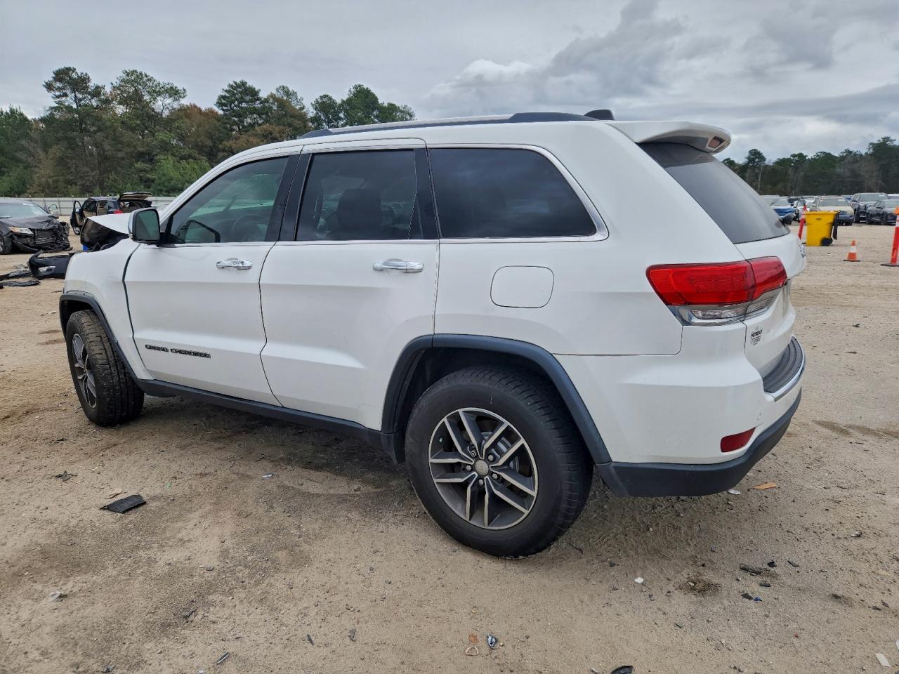 2018 JEEP GRAND CHEROKEE LIMITED photo 3