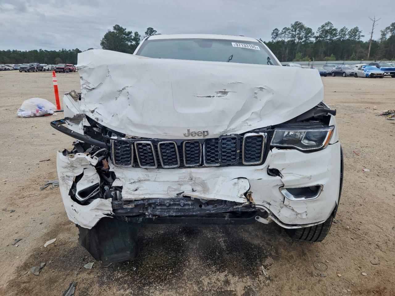 2018 JEEP GRAND CHEROKEE LIMITED photo 9