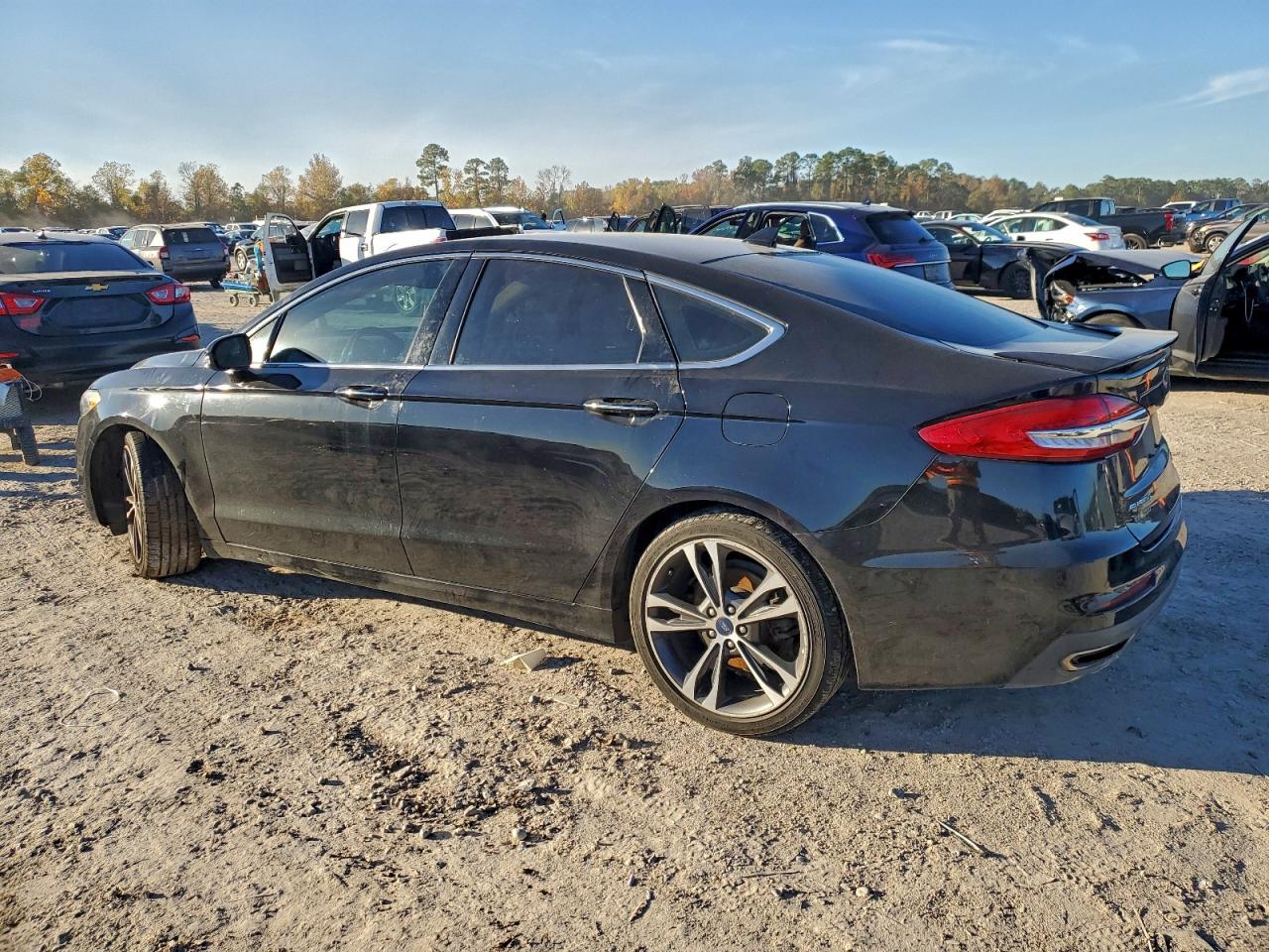 2019 FORD FUSION TITANIUM photo 2