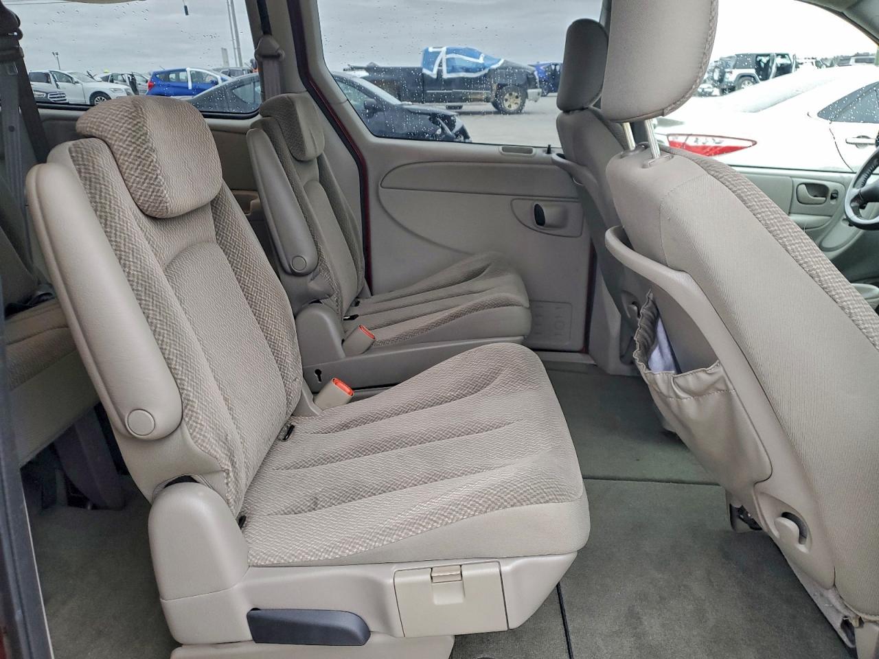2005 CHRYSLER TOWN & COUNTRY TOURING photo 11