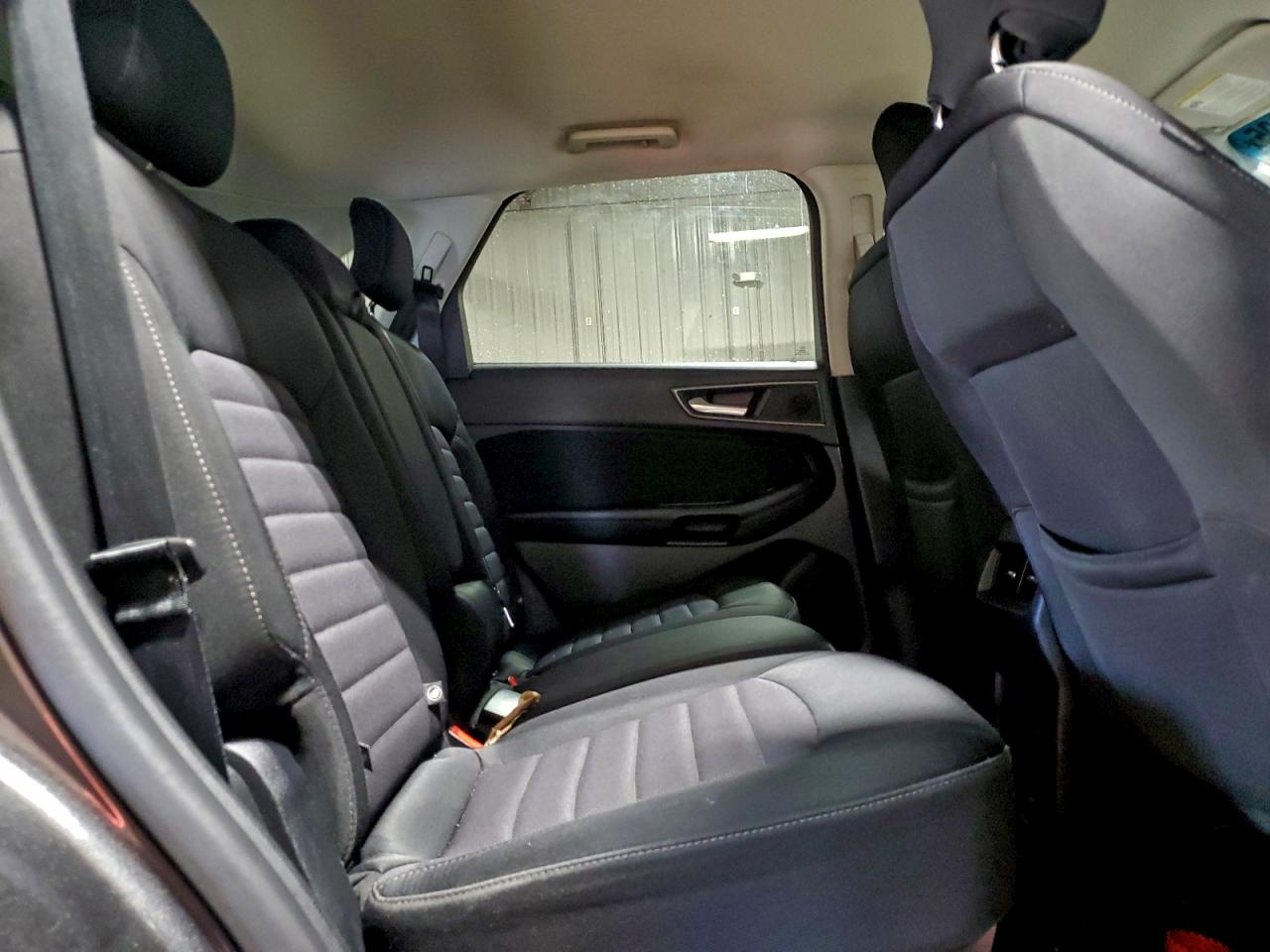 2017 FORD EDGE SE photo 11