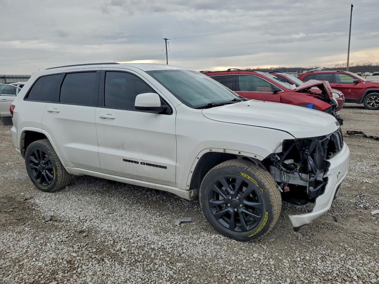 2018 JEEP GRAND CHEROKEE LAREDO photo 10